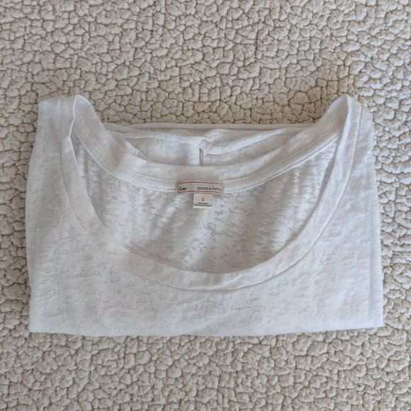 GAP sheer white tee (size S) - Picture 7 of 7